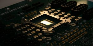 Spectre patch reboot flaw covers most chips, Intel warns