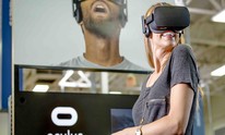 Oculus VR announces permanent Rift bundle price drop