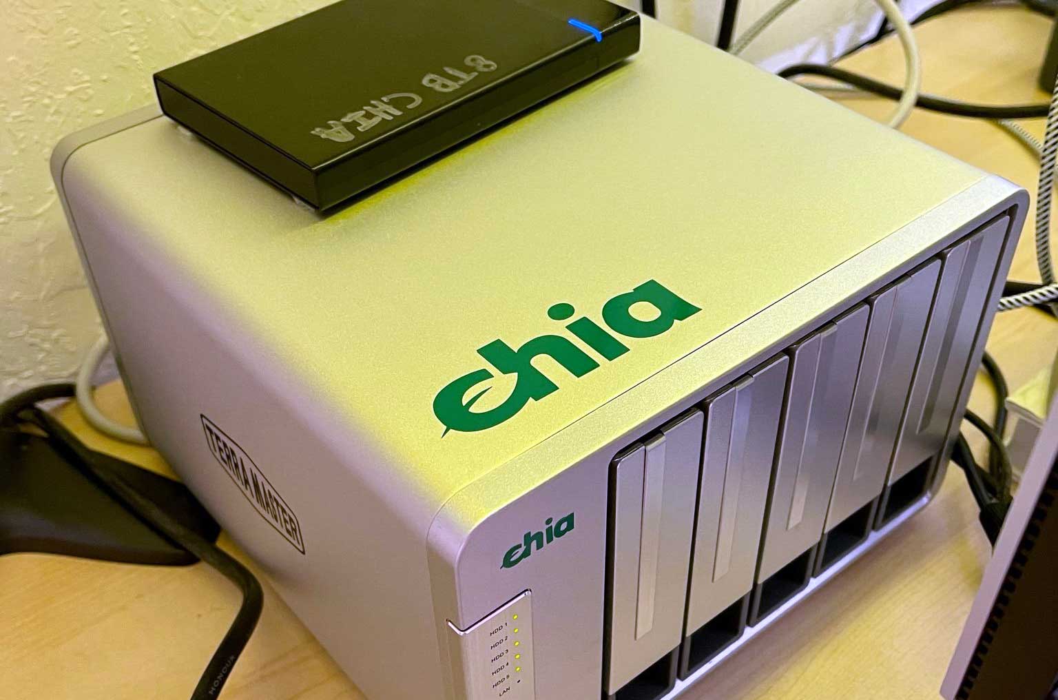 Chia miners selling off storage devices due to XCH bear market | bit-tech.net