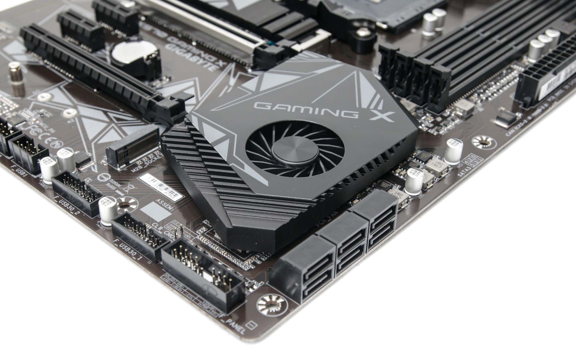 X570 gaming x gigabyte на какой линии pci у работает m2 слот